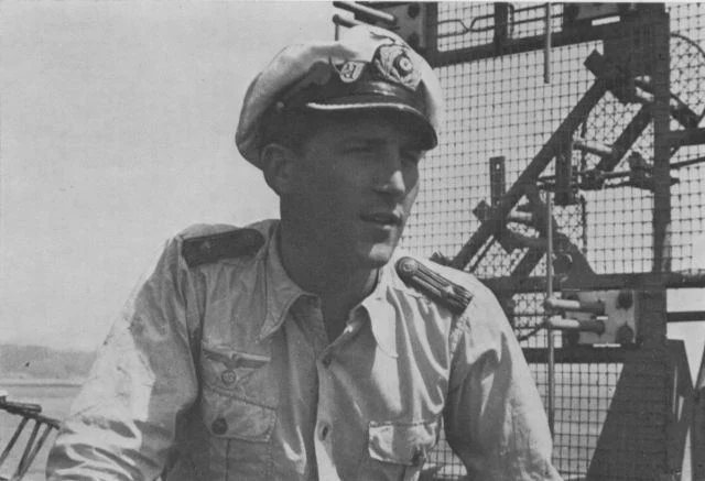 O capitão alemão de submarinos U-boats que virou cidadão americano